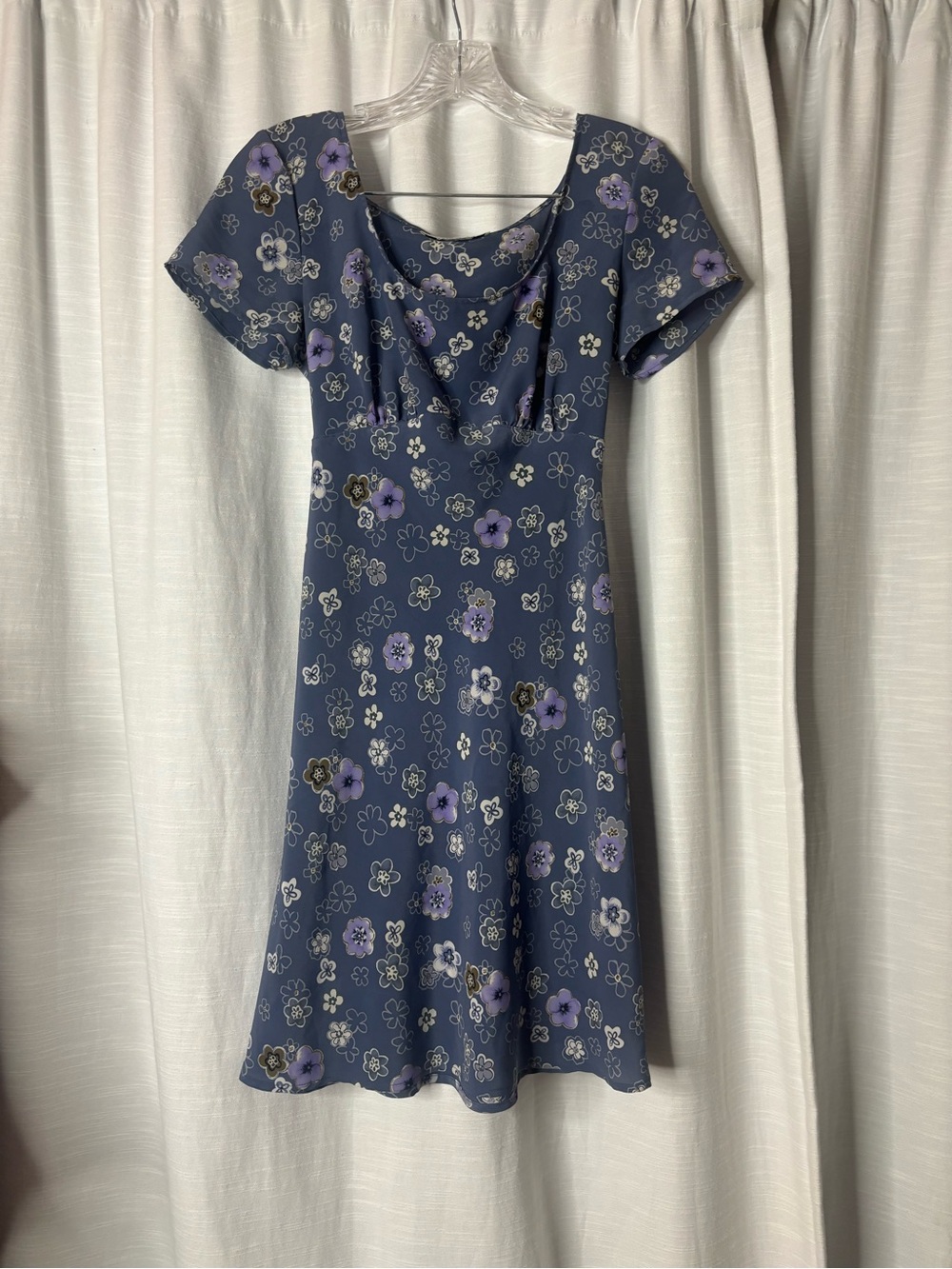 jonathan martin Blue Floral Scoop-Neck Midi Dress